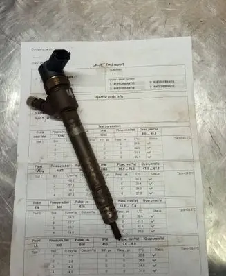 Volvo V70 Fuel injector 30777526 0445110
