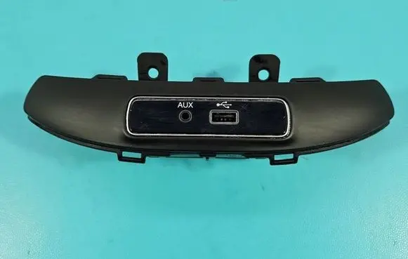 Fiat 500X USB socket connector 735650649 IMPRK1609350