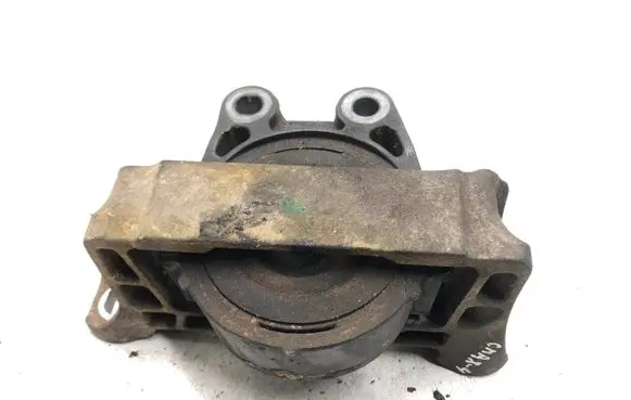 Ford C-MAX I Engine mount bracket 3M516F012S