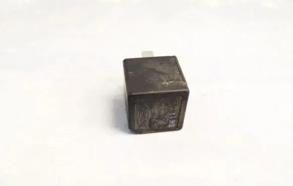 Ford Focus Other relay f0ab14b192aa f0ab-14b192-aa