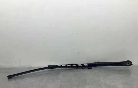Front wiper blade arm
