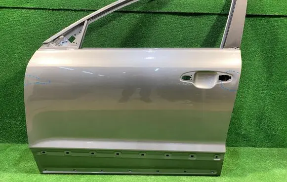 KIA Niro Front door
