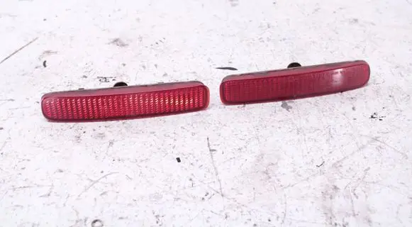 Toyota Corolla Verso AR10 Rear tail light reflector E43020003 020003