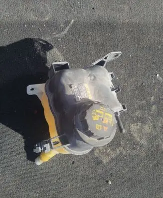 Ford Explorer V Coolant expansion tank/reservoir cap AG138A080AE