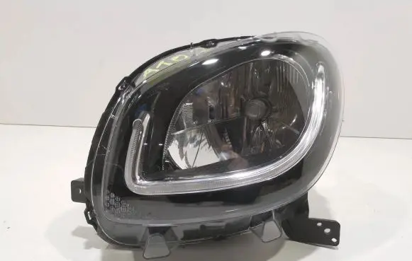 Smart ForTwo III C453 Headlight/headlamp A4539063501