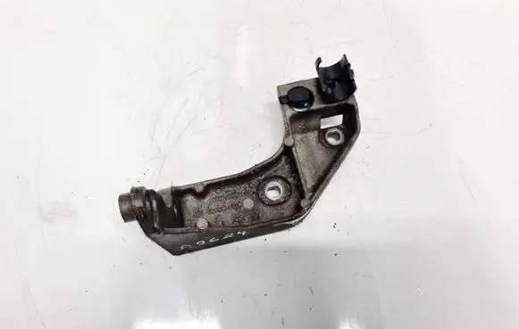 Nissan Primera Engine mounting bracket 8200134981
