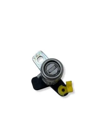 Hyundai i10 Coupe door lock (next to the handle) 