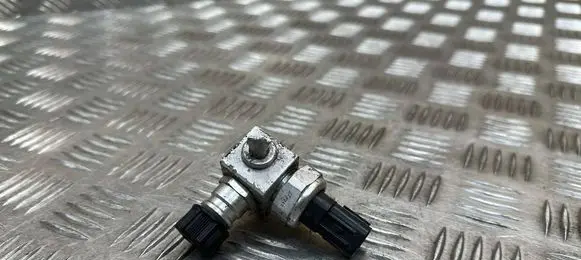 Lexus UX Air conditioning (A/C) pressure sensor