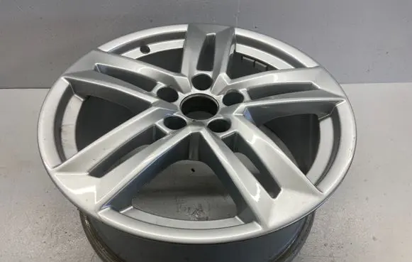Audi A4 S4 B9 R17 alloy rim 8W0601025P