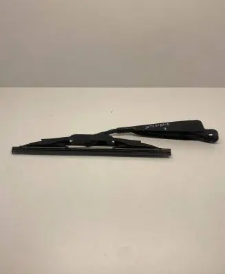 Chevrolet Traverse II Rear wiper blade 84814566