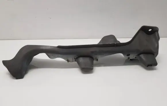 Renault Kangoo II Fender mounting bracket 8200381901