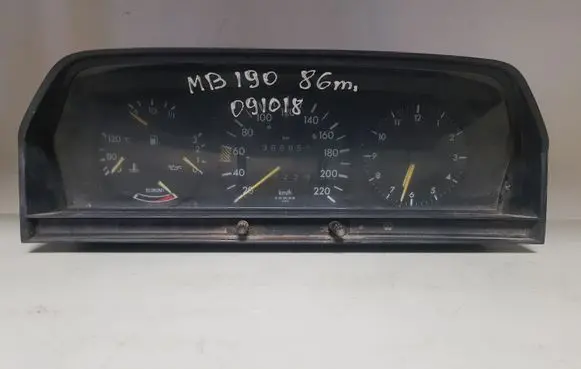 Mercedes-Benz 190 W201 Speedometer (instrument cluster) 87001169 2015405711 2015404747