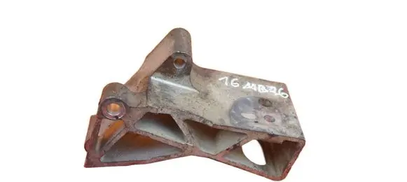 Volvo XC90 Gearbox mounting bracket BIEGOW D5244T4