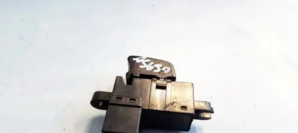 Nissan Primera Electric window control switch 25411AV600