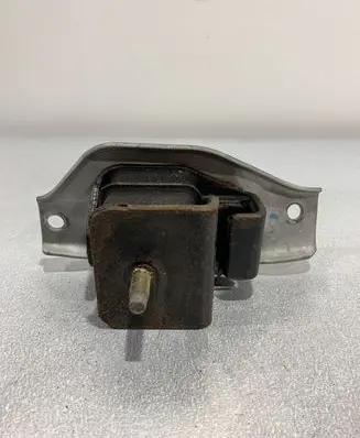 Subaru Outback Engine mount bracket 41622FA000