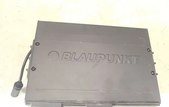 Peugeot 806 CD/DVD changer 7607700006 BP7700W7246330