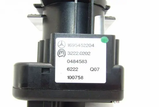 Mercedes-Benz B W245 Light switch 1695452204