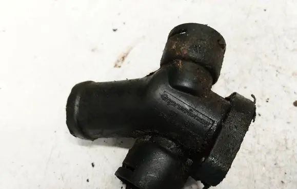 Volkswagen Transporter - Caravelle T4 Engine coolant pipe/hose 107613