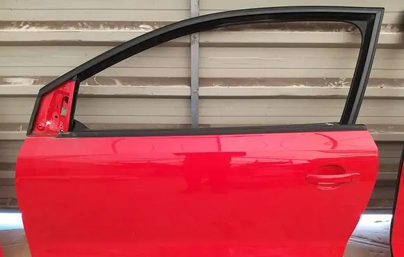 Volkswagen Polo V 6R Door (2 Door Coupe) LP3G