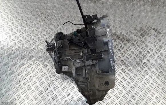 Nissan Primastar Manual 6 speed gearbox pf6082