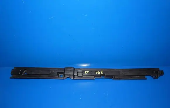 Volvo V60 Sill supporting ledge 