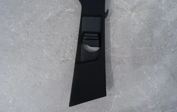 Mercedes-Benz E W212 (B) pillar trim (top) A2126900030 2126900030
