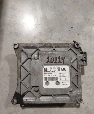 Opel Zafira B Engine control unit/module 55571558 1110220334 5WK9464