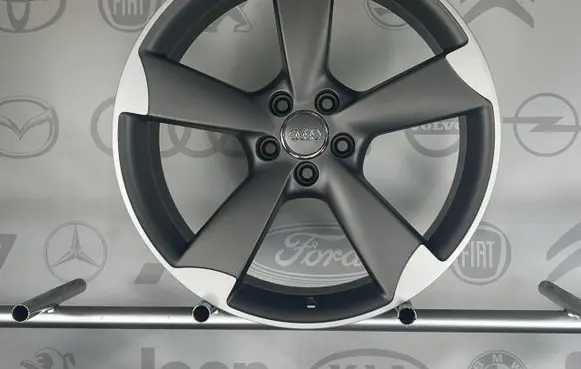 Audi Q3 8U R20 alloy rim 8U0601025K 8U0601025L
