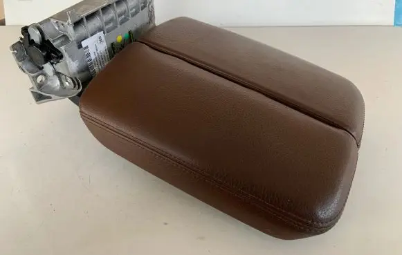 Audi Q7 4M Armrest 4M0864207D 4M0864207DJT5 4M0864207