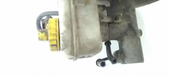 Volkswagen Golf IV Master brake cylinder 21027099