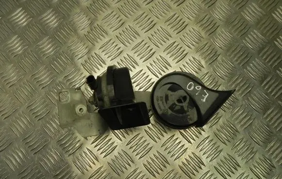 BMW 5 E60 E61 Horn signal 6935709 M2436