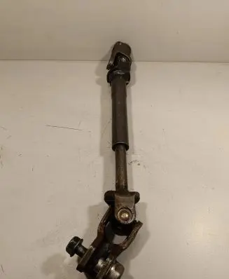 Nissan Qashqai Steering wheel axle