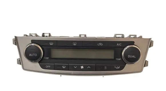 Toyota Avensis T270 Climate control unit 5590005500 E1066682