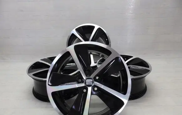 Seat Leon (5F) R17 alloy rim 