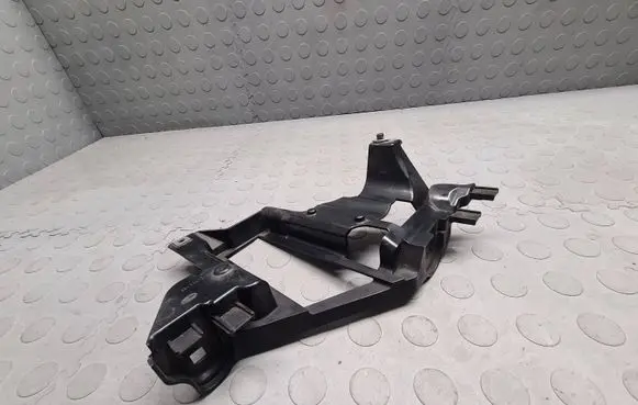 BMW X5 E53 Headlight/headlamp mounting bracket 224568