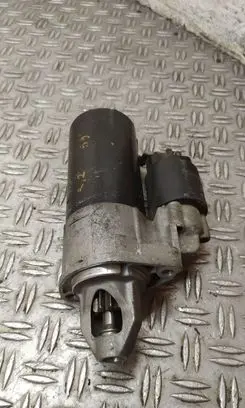 Mercedes-Benz E W210 Starter motor 0001115005 1121510001