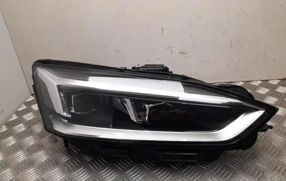 Audi A5 8T 8F Headlight/headlamp 8W6941034D