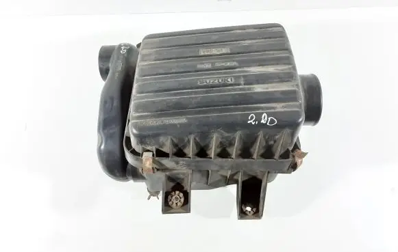Suzuki Grand Vitara I Air filter box 68DA01