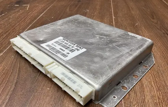 Mercedes-Benz S W220 Other control units/modules 2205450032