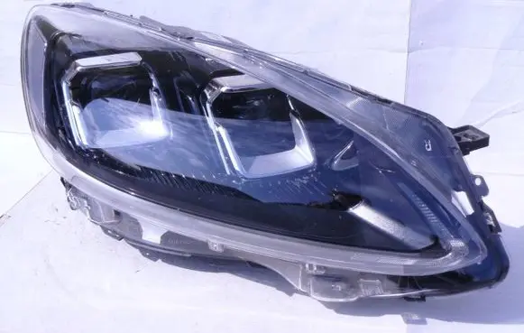 Ford Kuga III Headlight/headlamp LV4B13E016AG