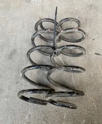 Suzuki Swift II Rear coil spring