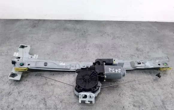 Peugeot 207 Front door window regulator with motor