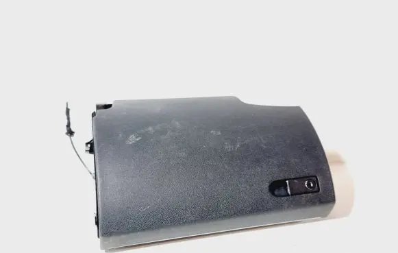Mercedes-Benz C W204 Glove box set A2046802691