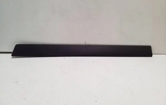 Chevrolet Orlando Rear door trim (molding) 96886775