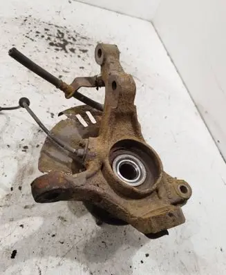 Hyundai i20 (PB PBT) Front wheel hub spindle knuckle