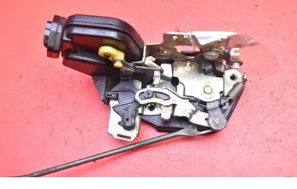 Hyundai Santa Fe Front door lock