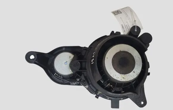 Volvo XC90 Front door speaker 8666591