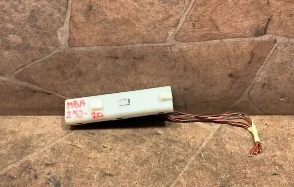 Mercedes-Benz E C207 W207 Voltage converter inverter A0045468040