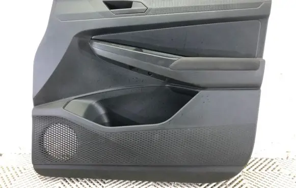 Volkswagen Caddy Front door card panel trim