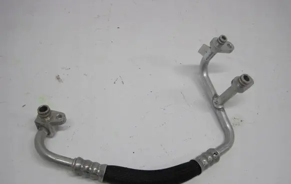 Citroen C4 Grand Picasso Air conditioning (A/C) pipe/hose T814085A